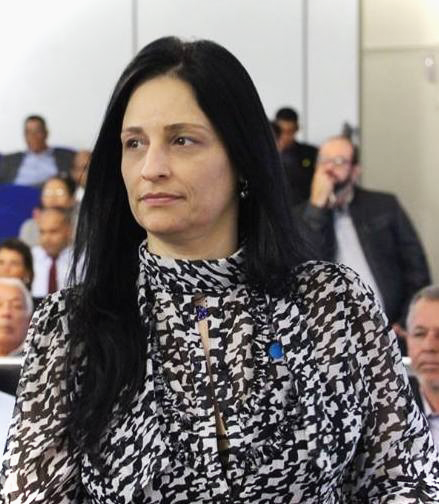 Pedagoga Fernanda Gouveia assume presidência da Univesp