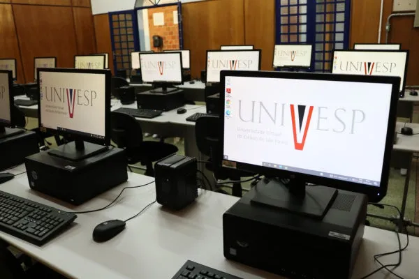 Vestibular da Univesp 2025 oferece 4.392 vagas na capital paulista